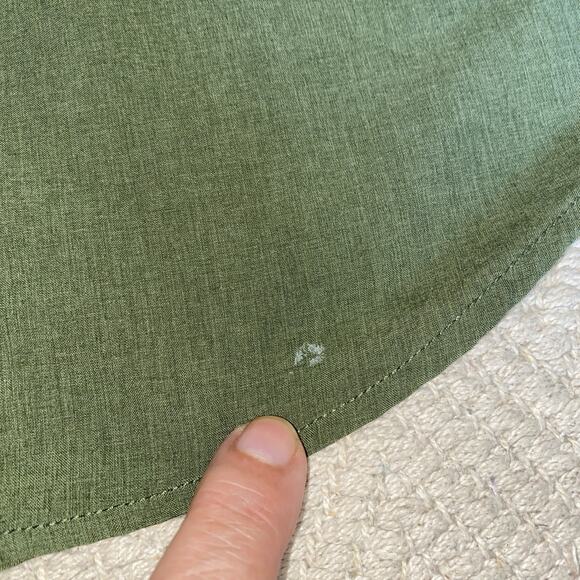 Orvis Men Medium Relaxed Fit Quick-Dry Short Sleeve Woven Shirt, Green - Picture 5 of 8